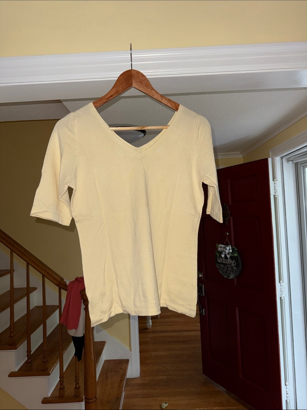 LOFT Cream V-Neck Short Sleeve Top